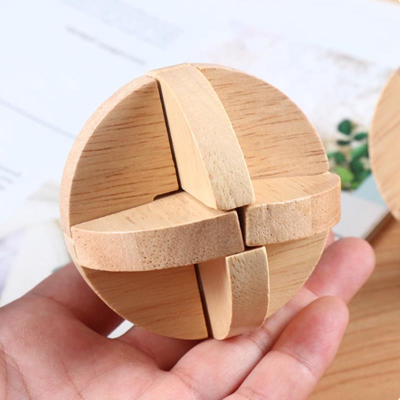 Classic Lu Ban ball Wooden Bra - Kids Education Fun ulasan dan harga